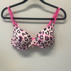 PINK Victoria’s Secret Leopard Print Pink Bra Sz 36C